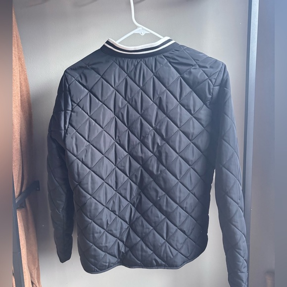 Tommy Hilfiger Quilted Jacket - Stylish & Cozy NWOT size XL - Picture 2 of 4